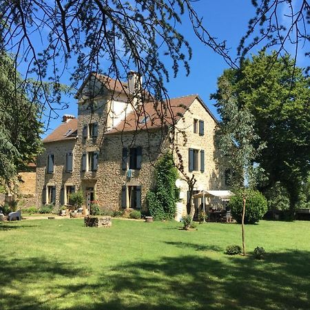 Chambres Et Table D'Hotes Le Cedre Aveyron Sainte-Croix  Exterior photo